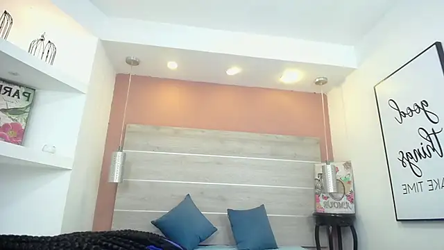 AlexandraCambell online show from 11/26/25, 12:39