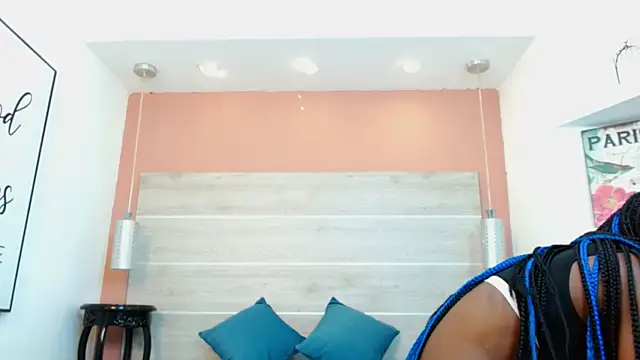 AlexandraCambell online show from 05/03/26, 07:47