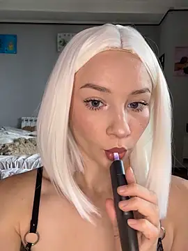 JennaOluretn online show from 09/29/25, 11:15