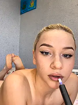 JennaOluretn online show from 10/23/25, 08:57