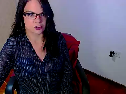 Snapshot of AngelinaHottye chatting on 09/16/25, 02:51 AngelinaHottye online show from 09/16/25, 02:51