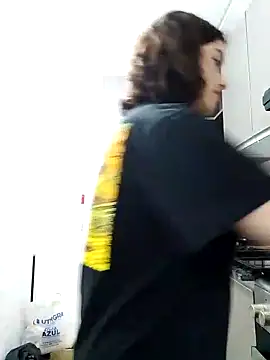 Snapshot of abrilour chatting on 10/02/25, 11:45 abrilour online show from 10/02/25, 11:45