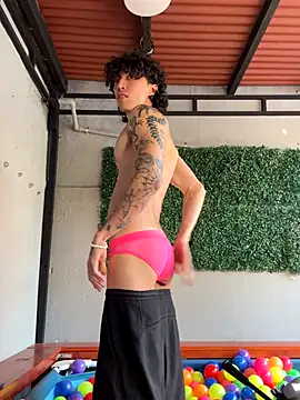 Snapshot of felix__star chatting on 12/03/25, 09:35 felix star online show from 12/03/25, 09:35