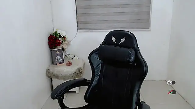 NaughtyBelle online show from 09/09/25, 03:11