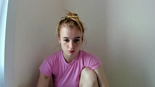 stacey  doll online show from 09/10/25, 02:44