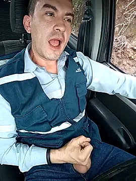 Snapshot of Blackaxes chatting on 11/12/25, 04:51 Blackaxes online show from 11/12/25, 04:51