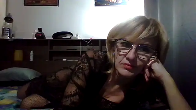 TianaQLove online show from 11/26/25, 03:02