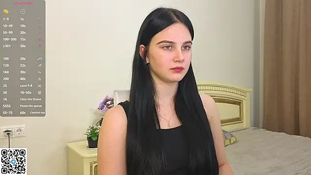 EnricaElis online show from 11/26/25, 08:10