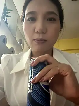 Dujuan-d online show from 10/17/25, 01:46