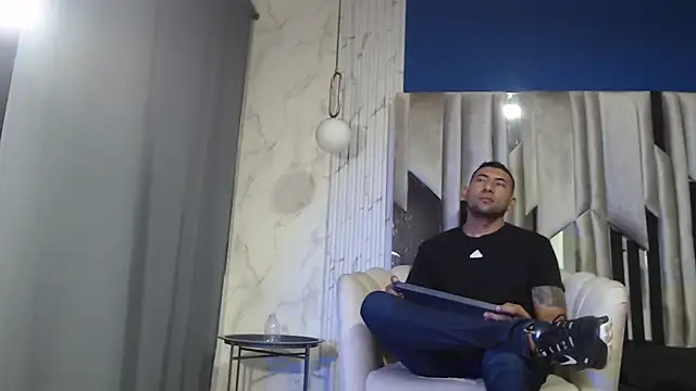 Morganandmegan online show from 09/25/25, 11:03