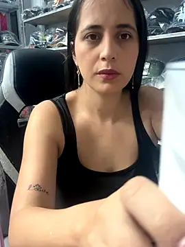 GiaDuque online show from 09/24/25, 11:24