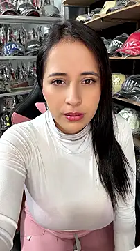 Snapshot of GiaDuque chatting on 07/09/26, 01:26 GiaDuque online show from 07/09/26, 01:26
