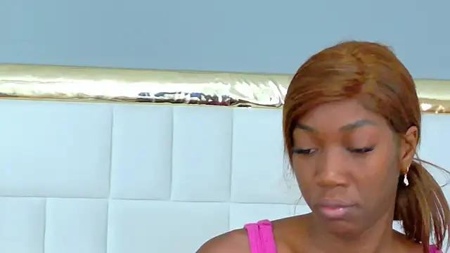 MadeleineHocker online show from 09/30/25, 11:59