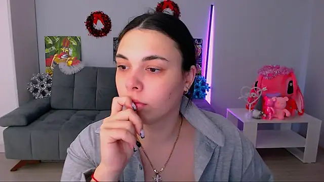 queenofthesense  online show from 12/02/25, 10:09