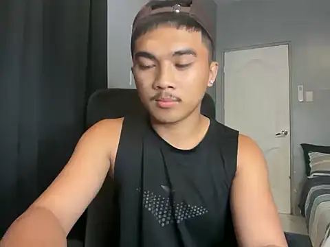 pinoyAdrianneXXX online show from 05/05/26, 09:50