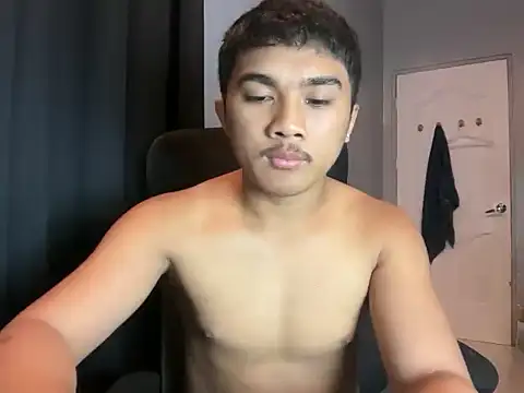 pinoyAdrianneXXX online show from 07/05/26, 11:28