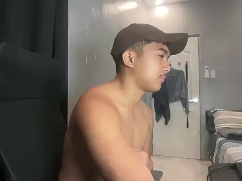 pinoyAdrianneXXX online show from 07/15/26, 09:47