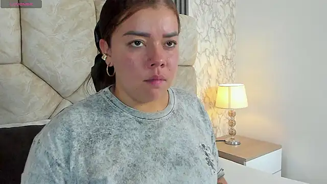 leilapons online show from 10/17/25, 06:54