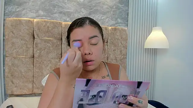 Snapshot of leilapons chatting on 11/06/25, 06:20 leilapons online show from 11/06/25, 06:20