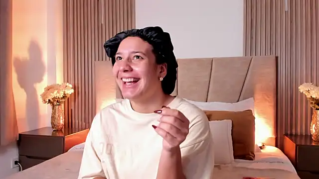 Rachell Jamess online show from 10/03/25, 03:58