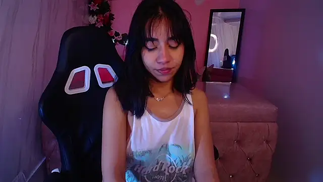 cristal11 ch online show from 10/21/25, 11:00