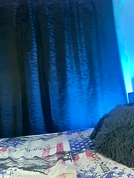 EVAH LEE  online show from 10/10/25, 03:27