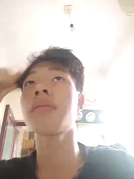 Snapshot of junjun1189 chatting on 10/16/25, 12:22 junjun1189 online show from 10/16/25, 12:22