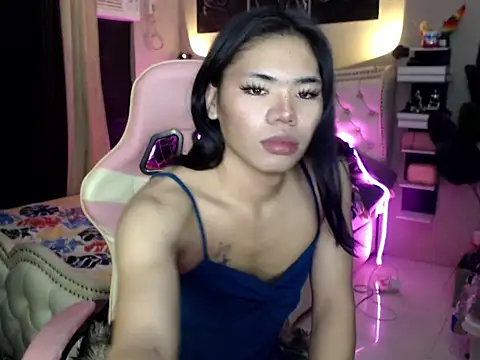 Ionic Aika online show from 11/20/25, 09:53