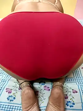 Snapshot of hotti-rashmi chatting on 12/03/25, 07:45 hotti-rashmi online show from 12/03/25, 07:45