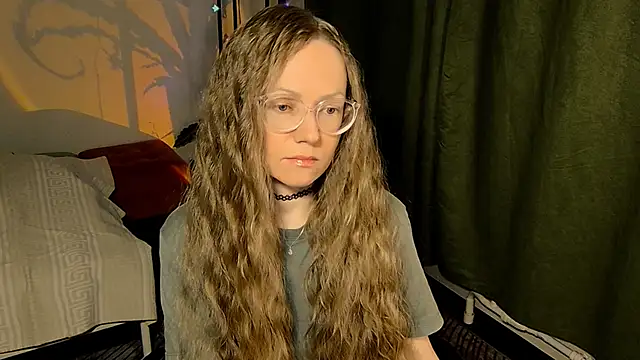  Goldilocks  online show from 10/08/25, 04:37