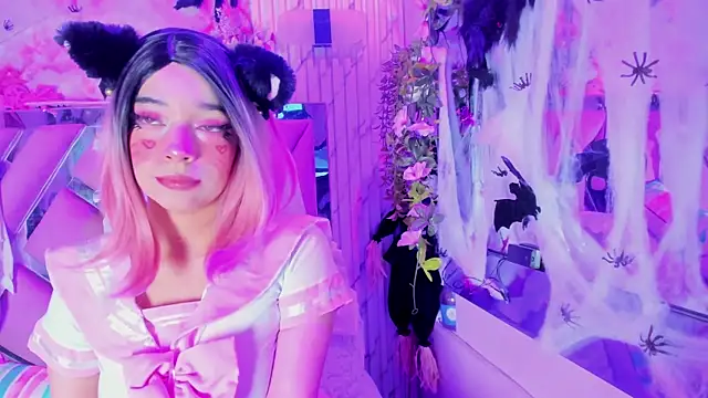 Snapshot of Akane_Hikari_ chatting on 11/06/25, 06:58 Akane Hikari online show from 11/06/25, 06:58