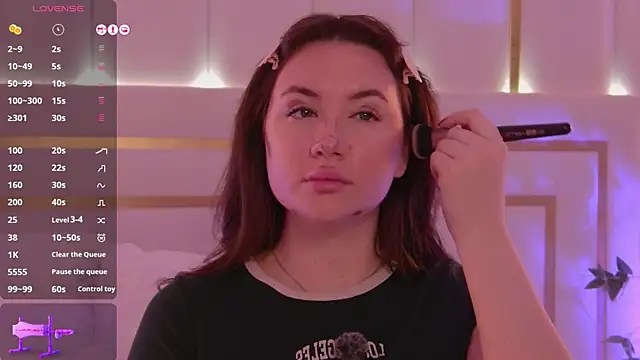 MeganStrain online show from 11/20/25, 03:18