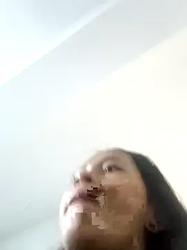 LilyCutee  online show from 10/17/25, 07:16
