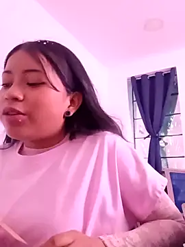 LilyCutee  online show from 10/27/25, 07:40