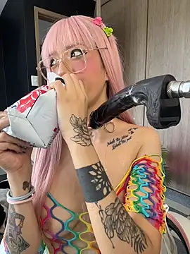 ValentinaBianchi online show from 12/14/25, 08:02