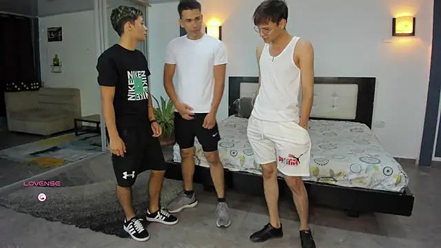 Snapshot of Bisexlifehot__ chatting on 09/13/25, 10:53 Bisexlifehot online show from 09/13/25, 10:53