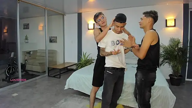 Snapshot of Bisexlifehot__ chatting on 09/19/25, 11:38 Bisexlifehot online show from 09/19/25, 11:38