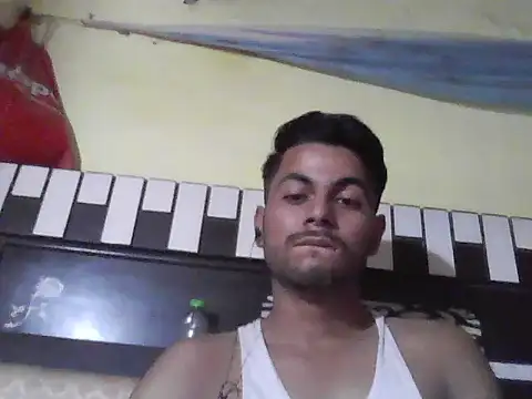 ursdreamperson online show from 10/20/25, 06:36