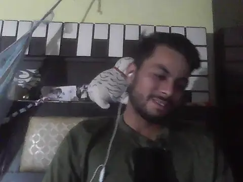 ursdreamperson online show from 11/11/25, 03:34