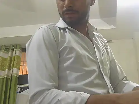 Snapshot of ursdreamperson chatting on 06/06/26, 12:49 ursdreamperson online show from 06/06/26, 12:49