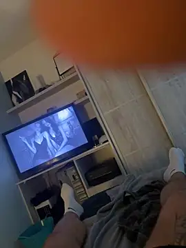 Snapshot of KamaxxNitrex chatting on 10/01/25, 05:24 KamaxxNitrex online show from 10/01/25, 05:24