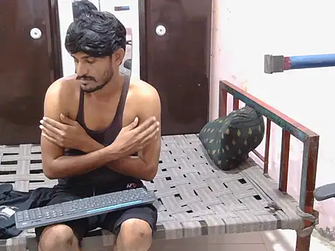 Snapshot of krishjaat43 chatting on 11/02/25, 03:36 krishjaat43 online show from 11/02/25, 03:36