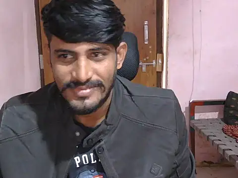 Snapshot of krishjaat43 chatting on 11/25/25, 04:12 krishjaat43 online show from 11/25/25, 04:12