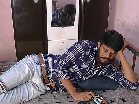 krishjaat43 online show from 06/12/26, 05:28