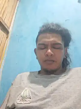 Snapshot of jordison420 chatting on 12/01/25, 06:40 jordison420 online show from 12/01/25, 06:40