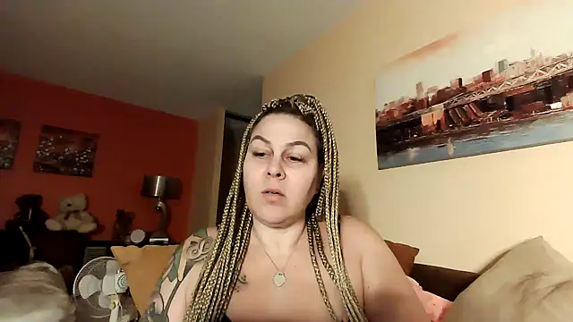 number1slut online show from 12/24/24, 05:16
