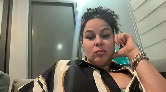 number1slut online show from 02/05/25, 11:28