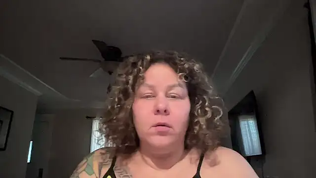 Snapshot of number1slut chatting on 11/12/25, 05:02 number1slut online show from 11/12/25, 05:02