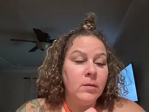 Snapshot of number1slut chatting on 11/20/25, 03:28 number1slut online show from 11/20/25, 03:28