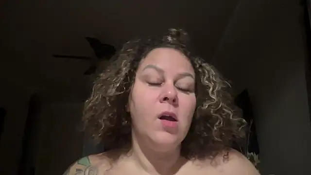 Snapshot of number1slut chatting on 11/21/25, 12:48 number1slut online show from 11/21/25, 12:48